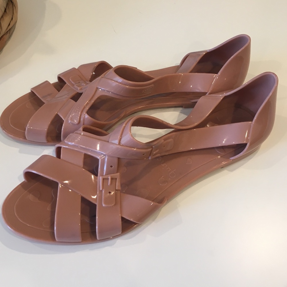 NEW womens jelly sandals. Pink